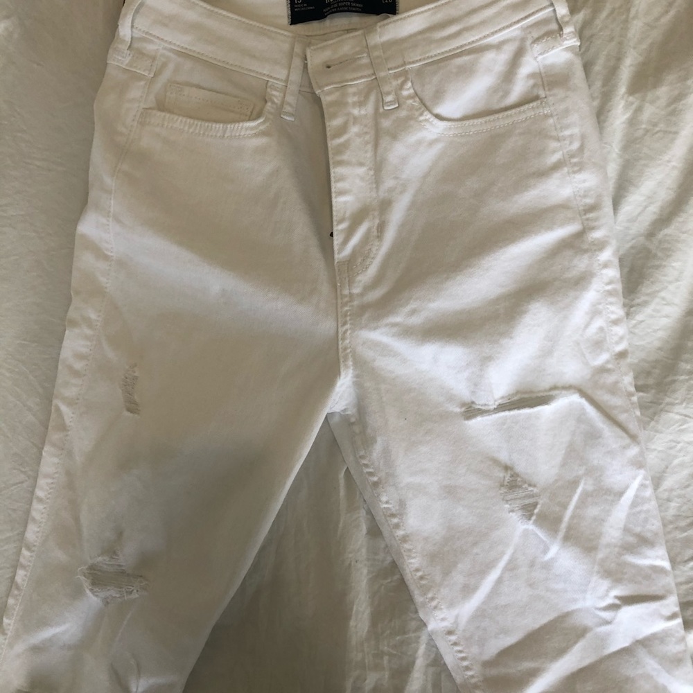 White jeans from Hollister